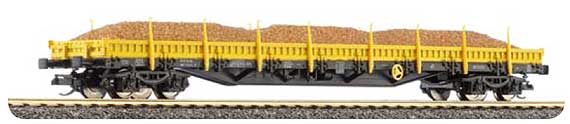 Flat car Res of "DB Bahnbau" with load (new running number)<br /><a href='images/pictures/Tillig/15575.jpg' target='_blank'>Full size image</a>